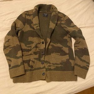 Camo cardigan!
